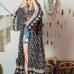 Spell Bohemian Royale Kimono OS